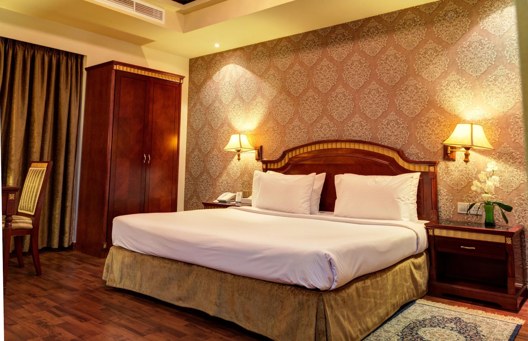 Nihal Hotel Дубай Экстерьер фото
