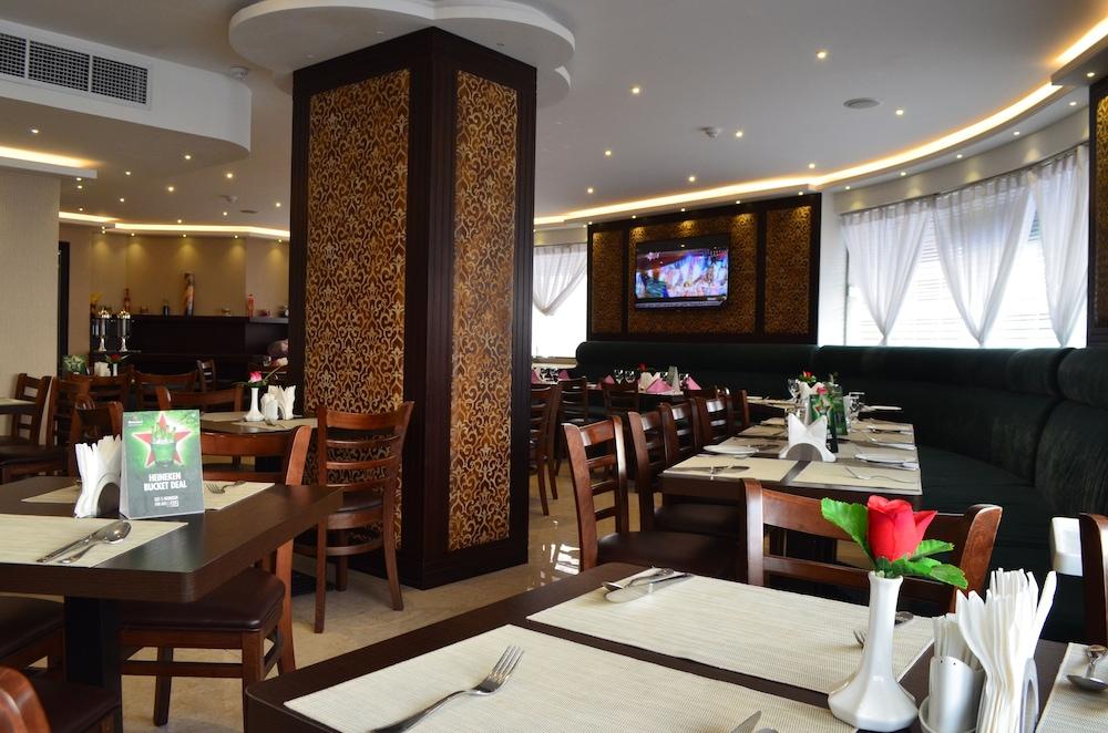 Nihal Hotel Дубай Экстерьер фото
