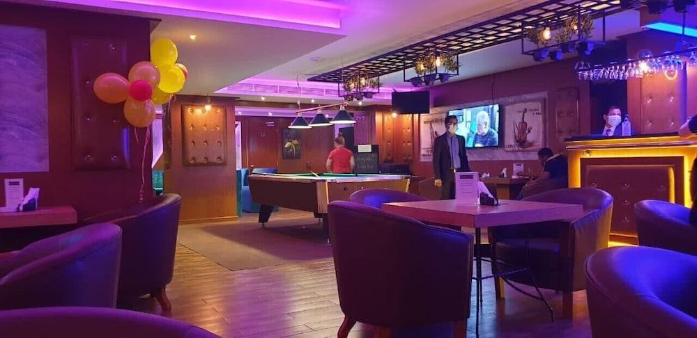 Nihal Hotel Дубай Экстерьер фото