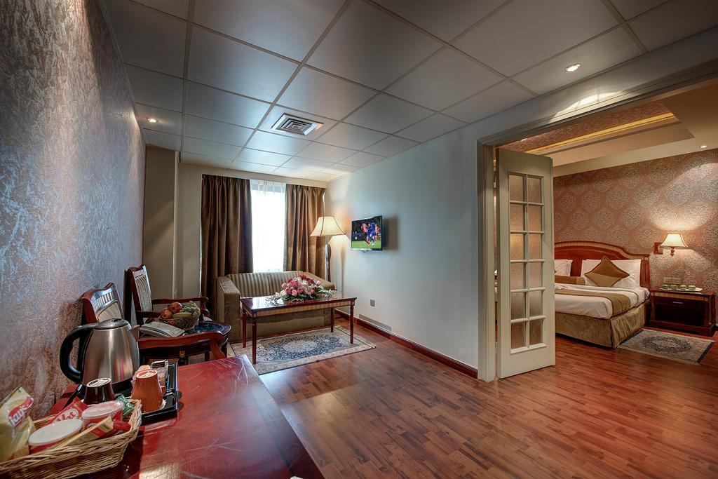 Nihal Hotel Дубай Экстерьер фото