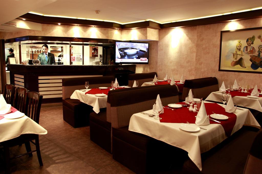 Nihal Hotel Дубай Экстерьер фото