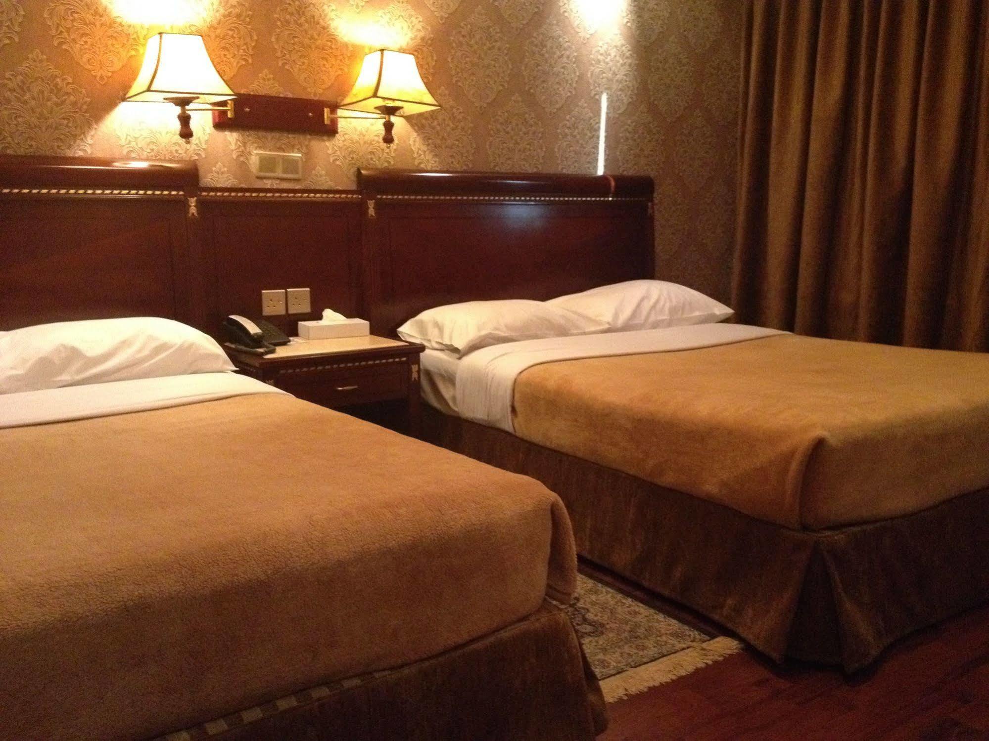 Nihal Hotel Дубай Экстерьер фото